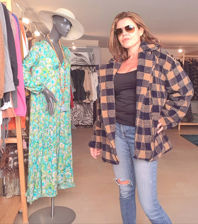 Manteau a carreaux court