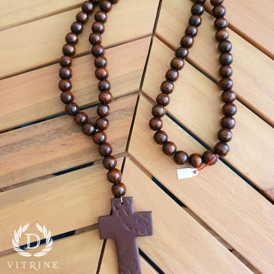 Sautoir croix en bois