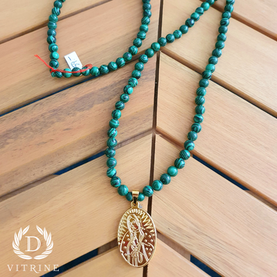 Collier en vrai pierre