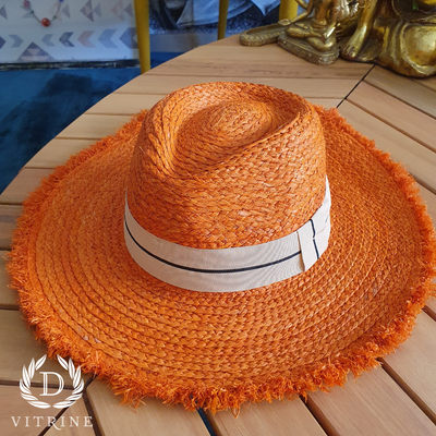 Chapeau en Raffia