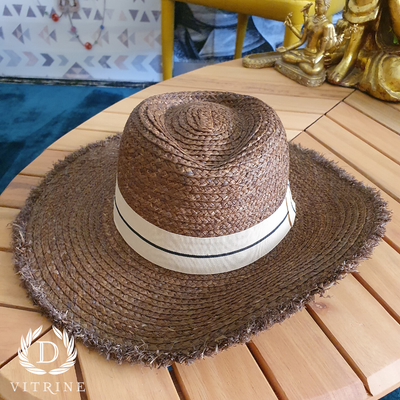 Chapeau en Raffia