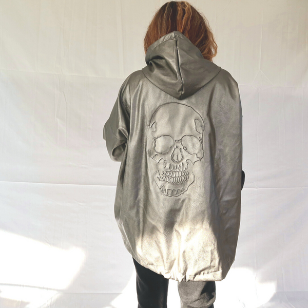 Veste argenté tête de mort au dos
