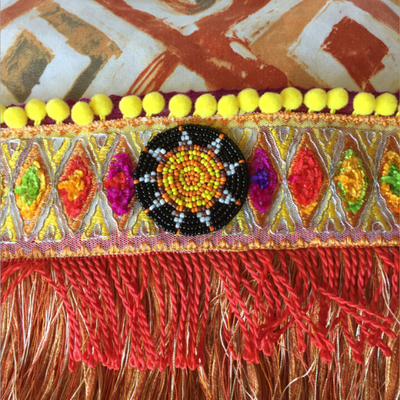 Pochette Boho en orange et jaune avec frange