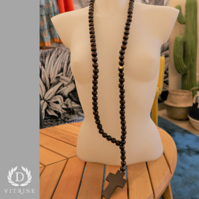 Sautoir croix en bois