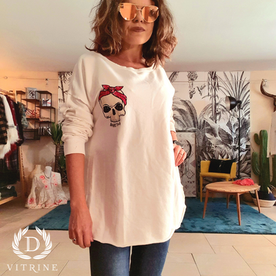 B- CUT Pull Tête de mort